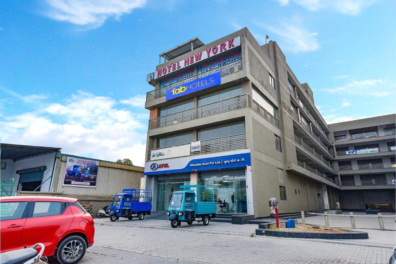 Fabhotel New York Watuwa Εξωτερικό φωτογραφία