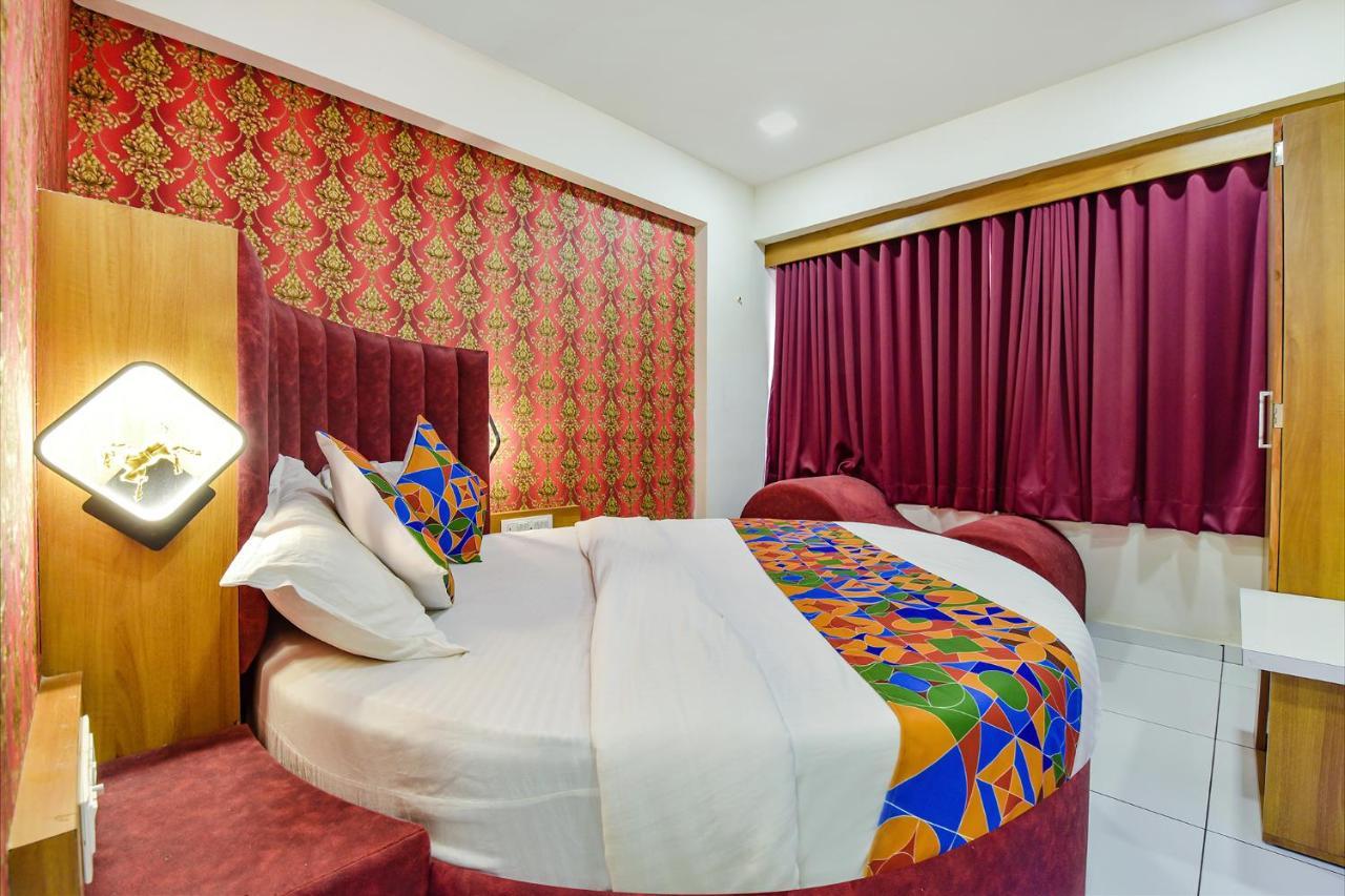 Fabhotel New York Watuwa Εξωτερικό φωτογραφία