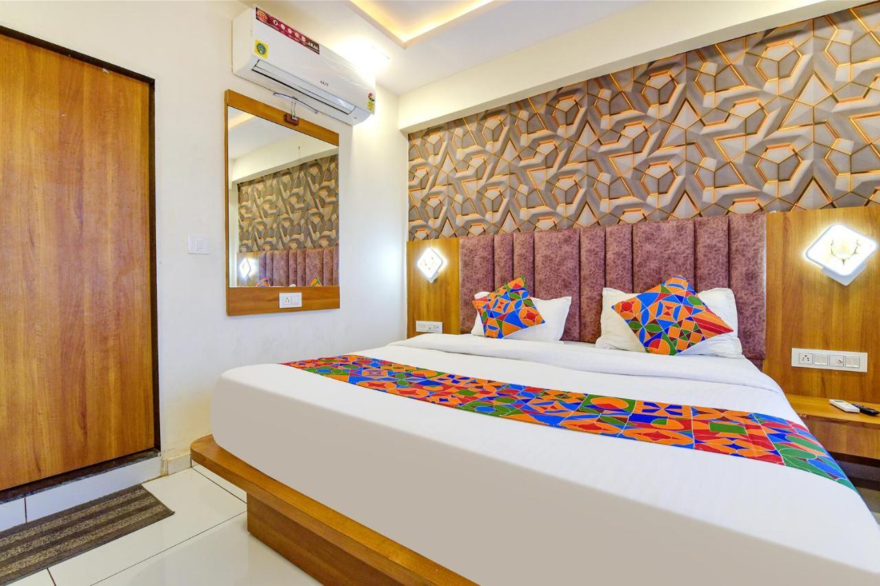 Fabhotel New York Watuwa Εξωτερικό φωτογραφία