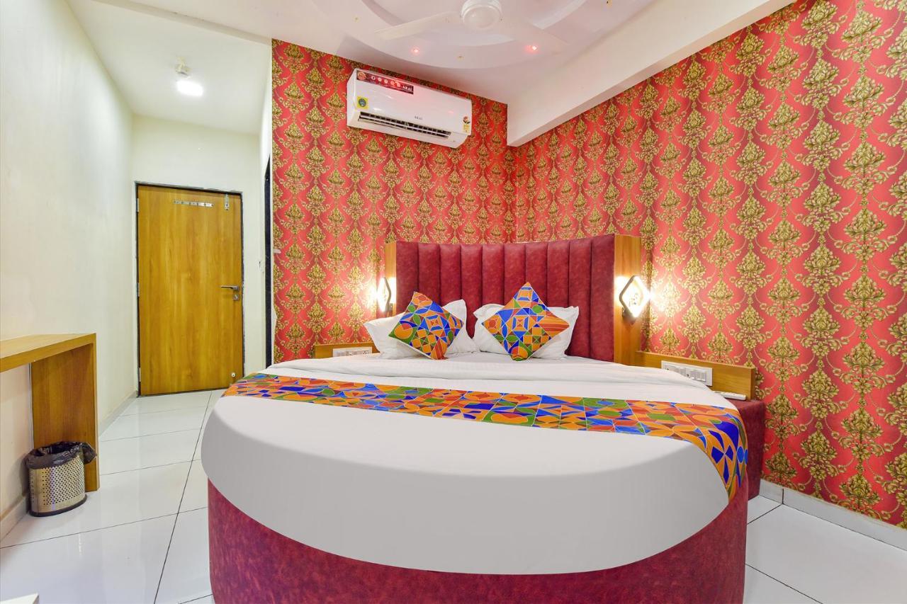 Fabhotel New York Watuwa Εξωτερικό φωτογραφία
